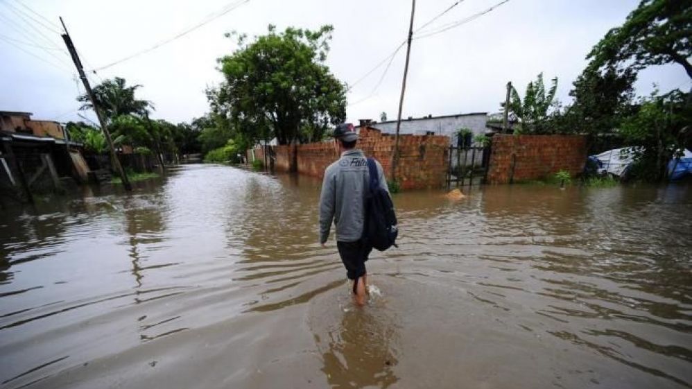 Chuva Causa Estragos Em 29 Municípios E Obriga Mais De 300 Pessoas A ...