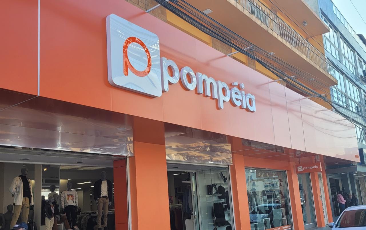 Lojas Pompéia - Esse Onix novinho pode ser seu! O Natal da Pompéia