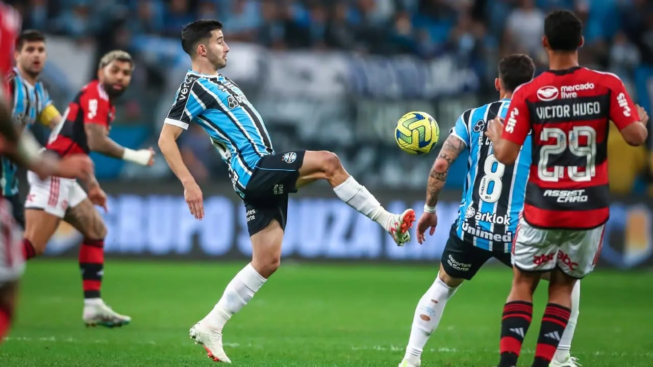 Grêmio x São Paulo: onde assistir, escalações e como chegam os times